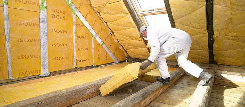 Aká minerálna vlna na šikmú strechu a ktorá na plochú strechu? vysvetľujeme