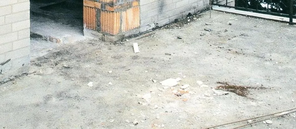 Bitmemiş bir terasın yıkılan beton levhası: nasıl düzeltilir?