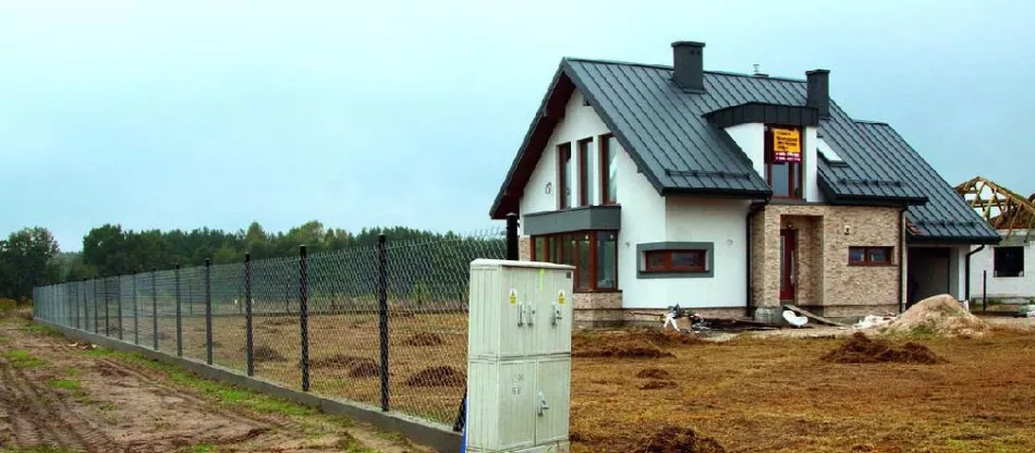 Kabelové a nadzemní elektrické připojení - náklady na připojení
